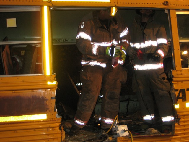 FF. Devito and FF. DeLaurentis
School Bus Drill 10/22/07