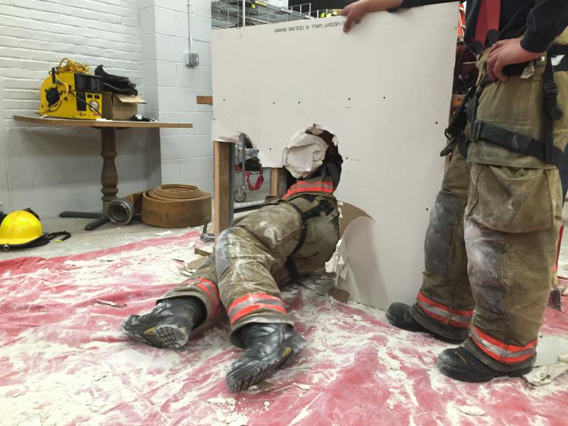 Drill 12/07/2015: Wall Breach Training